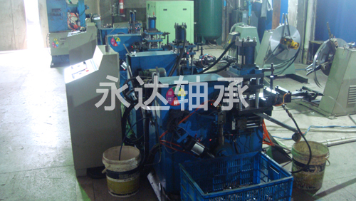 自動(dòng)卷外殼機(jī).jpg